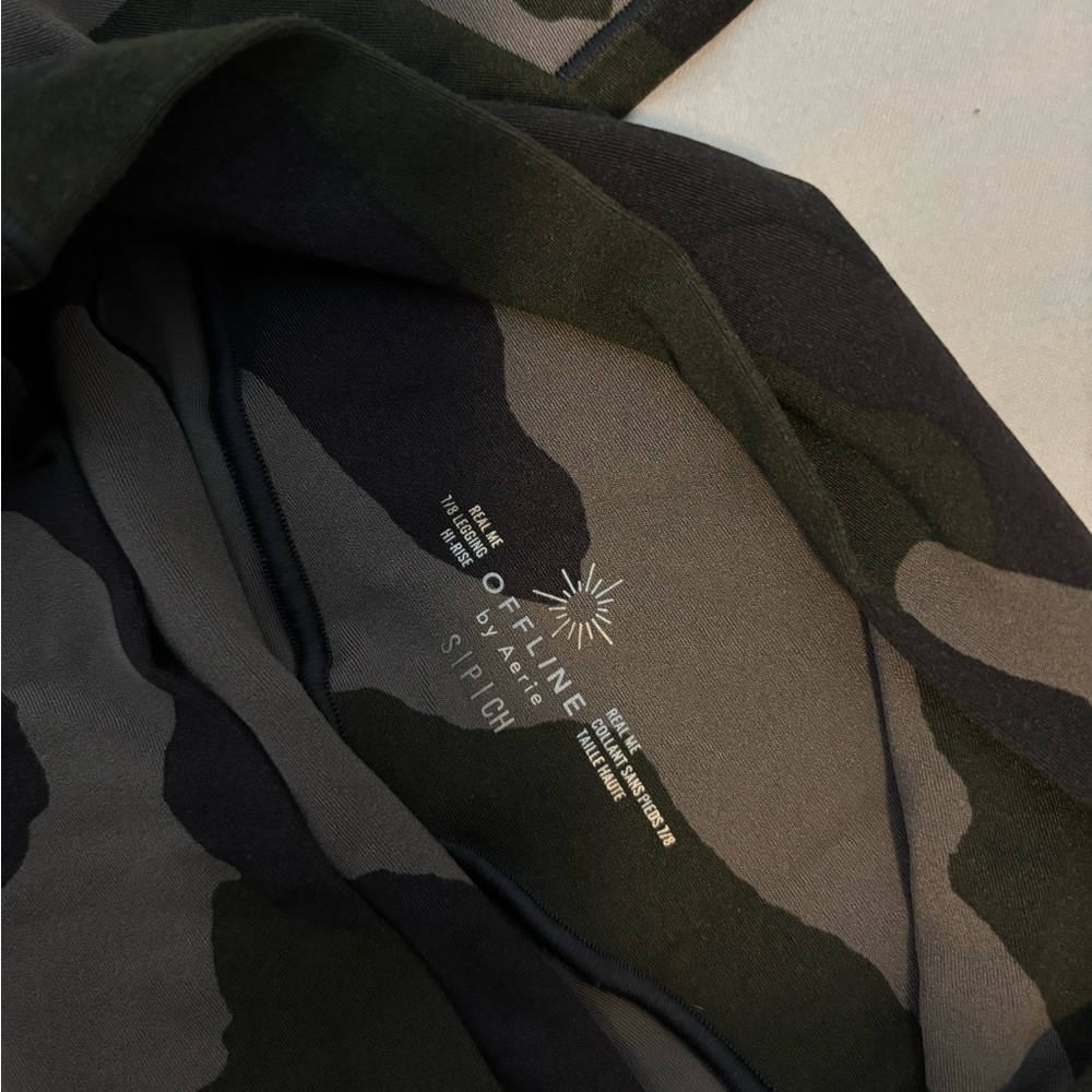 Aerie Camouflage 7/8 Leggings - Women - Picture 2 of 2